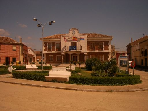Plaza con el antiguo jardín