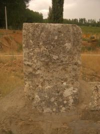 Piedra con inscripción